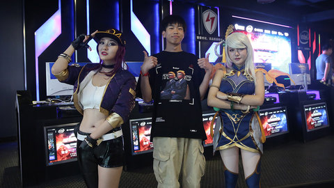 英雄联盟S14总决赛开盘网址_lol比赛外围app_S14英雄联盟全球总决赛电竞赛事竞猜